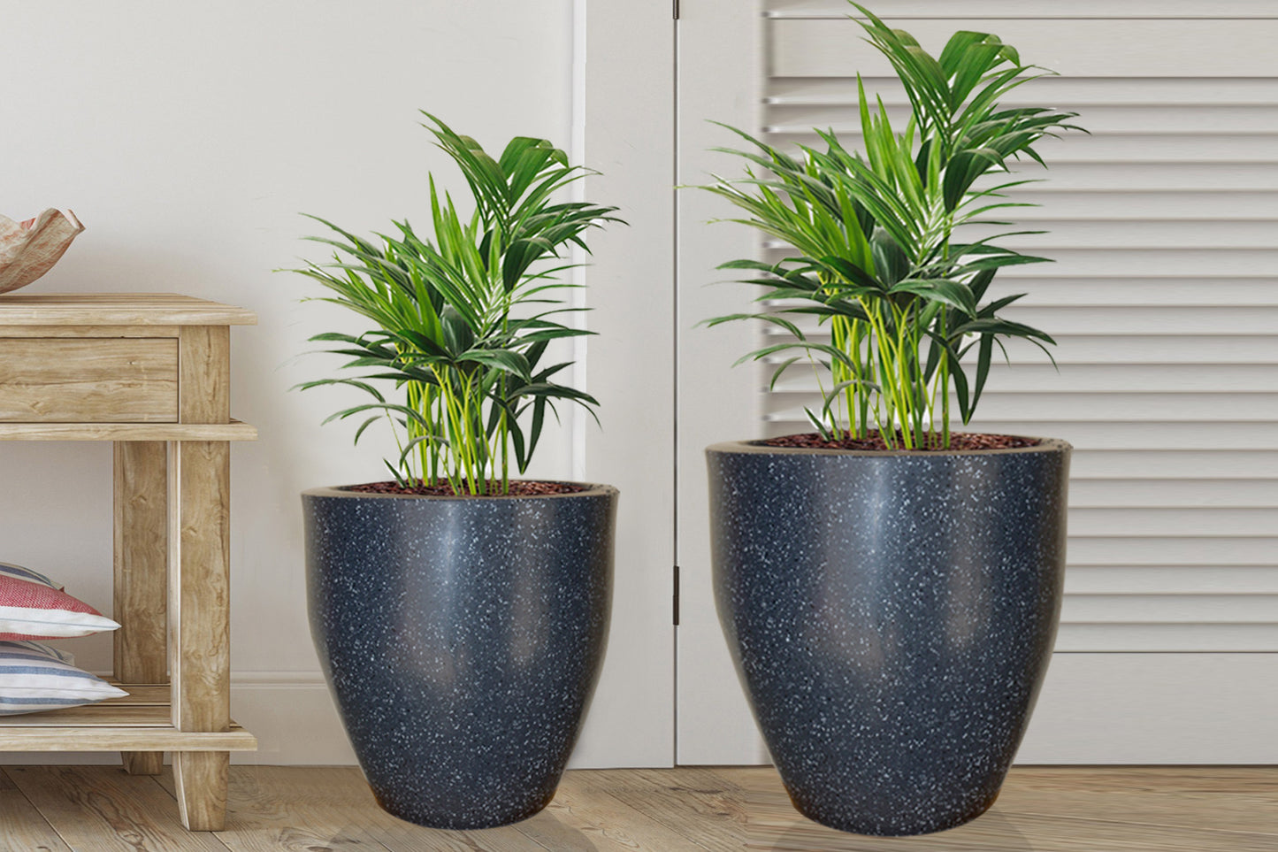 IRIS Polymer planters
